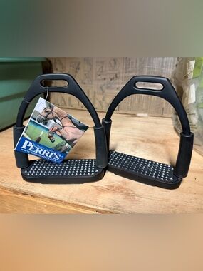 4 3/4” Perry’s flexi irons black stirrups